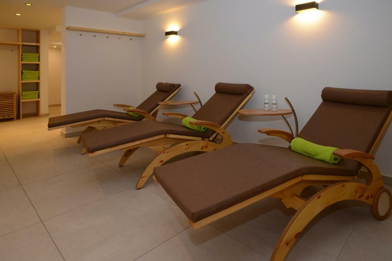 Zuhause In Den Alpen Ihre Ferienwohnung Mit Hallenbad Und Sauna لينتسرهايدي المظهر الخارجي الصورة